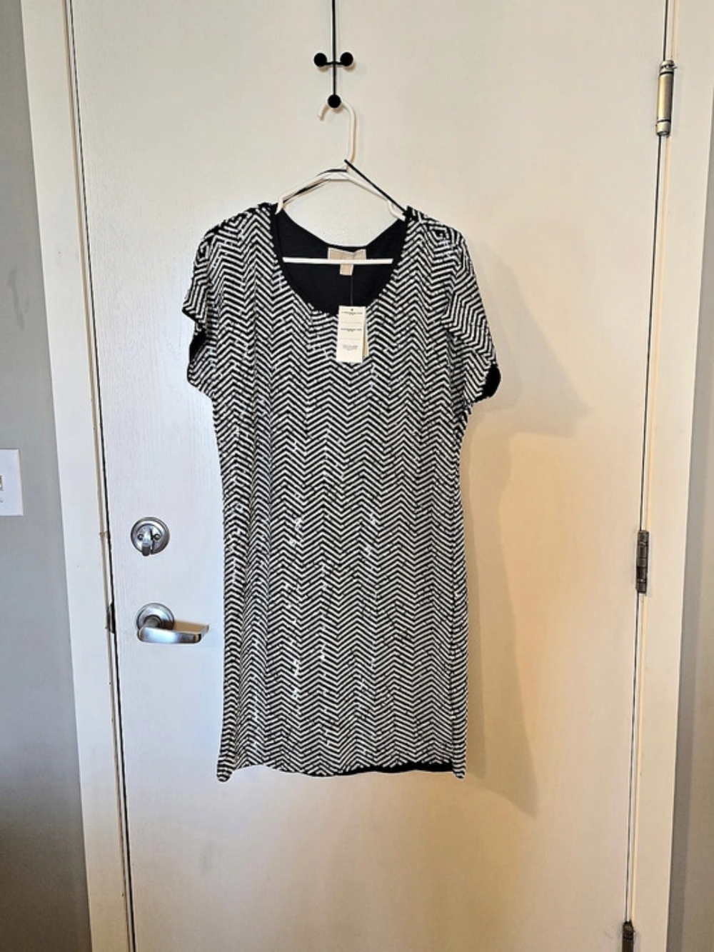 Michael Kors Printed Shift Dress Geometric Mini Dress in Black & White Size